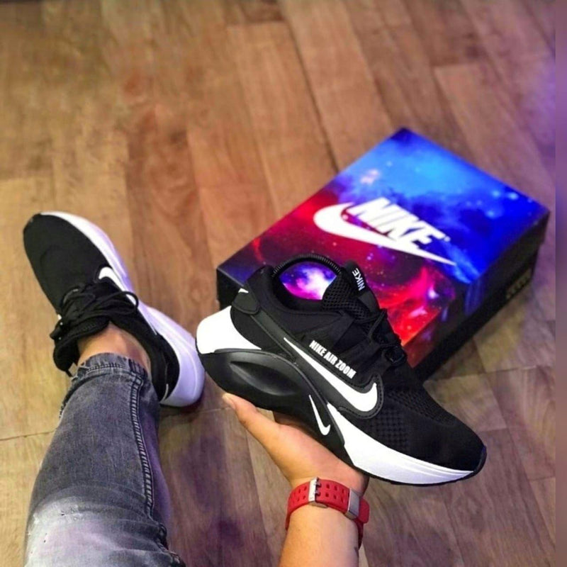 NIKE AIR ZOOM