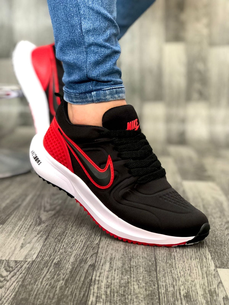 NIKE ZOOM