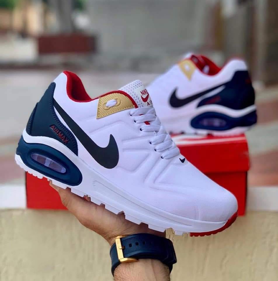 Nike AIR MAX